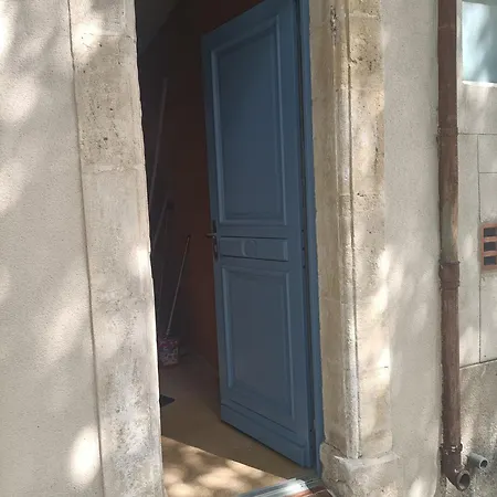 Studio 24 Aramon Exterior photo